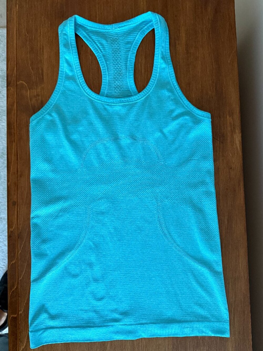Lululemon Women's Bright Turquoise Blue Swiftly Tech Racerback SIZE 4